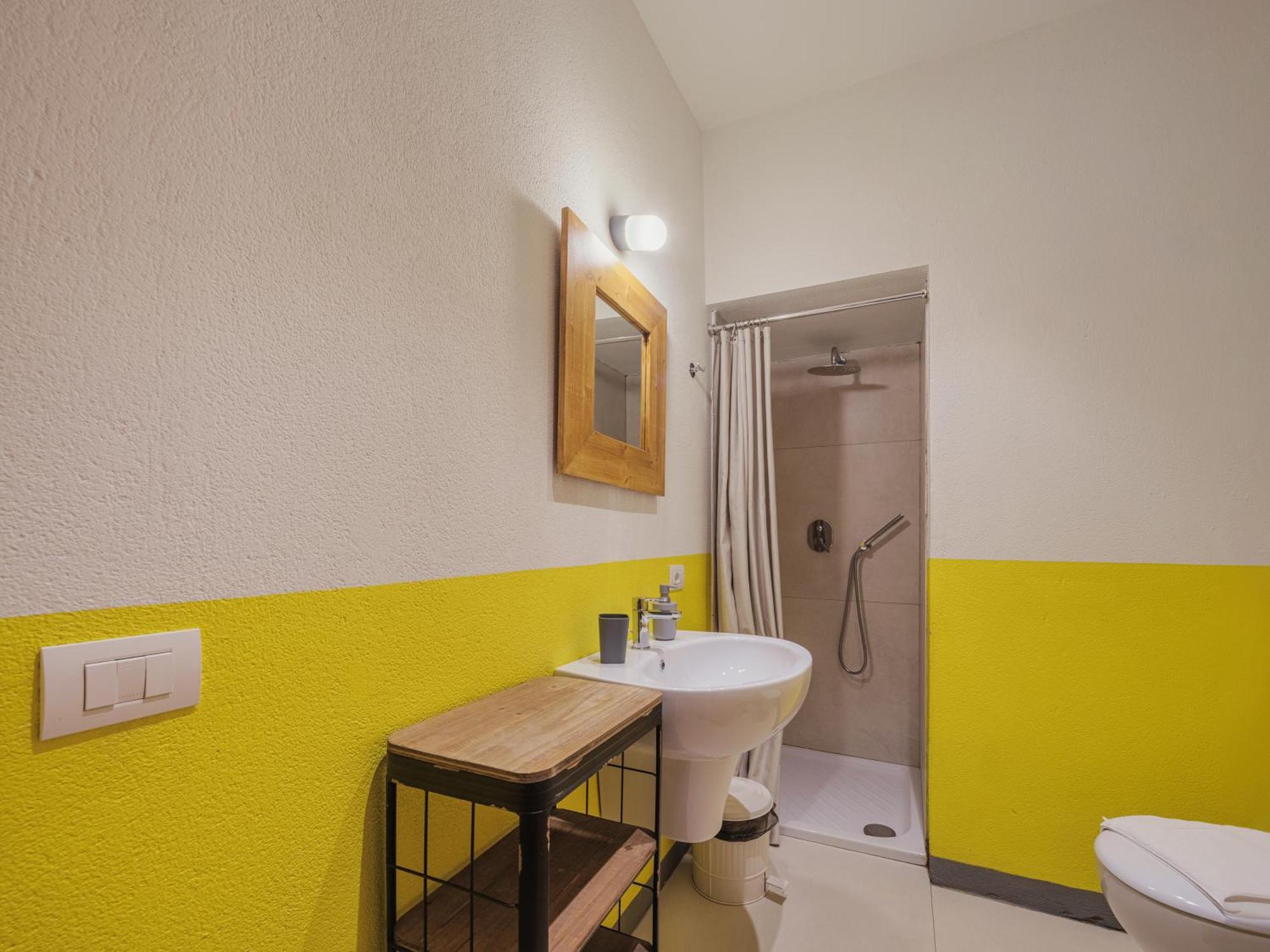 Residenza Degli Artisti Apartments Лукка Екстер'єр фото