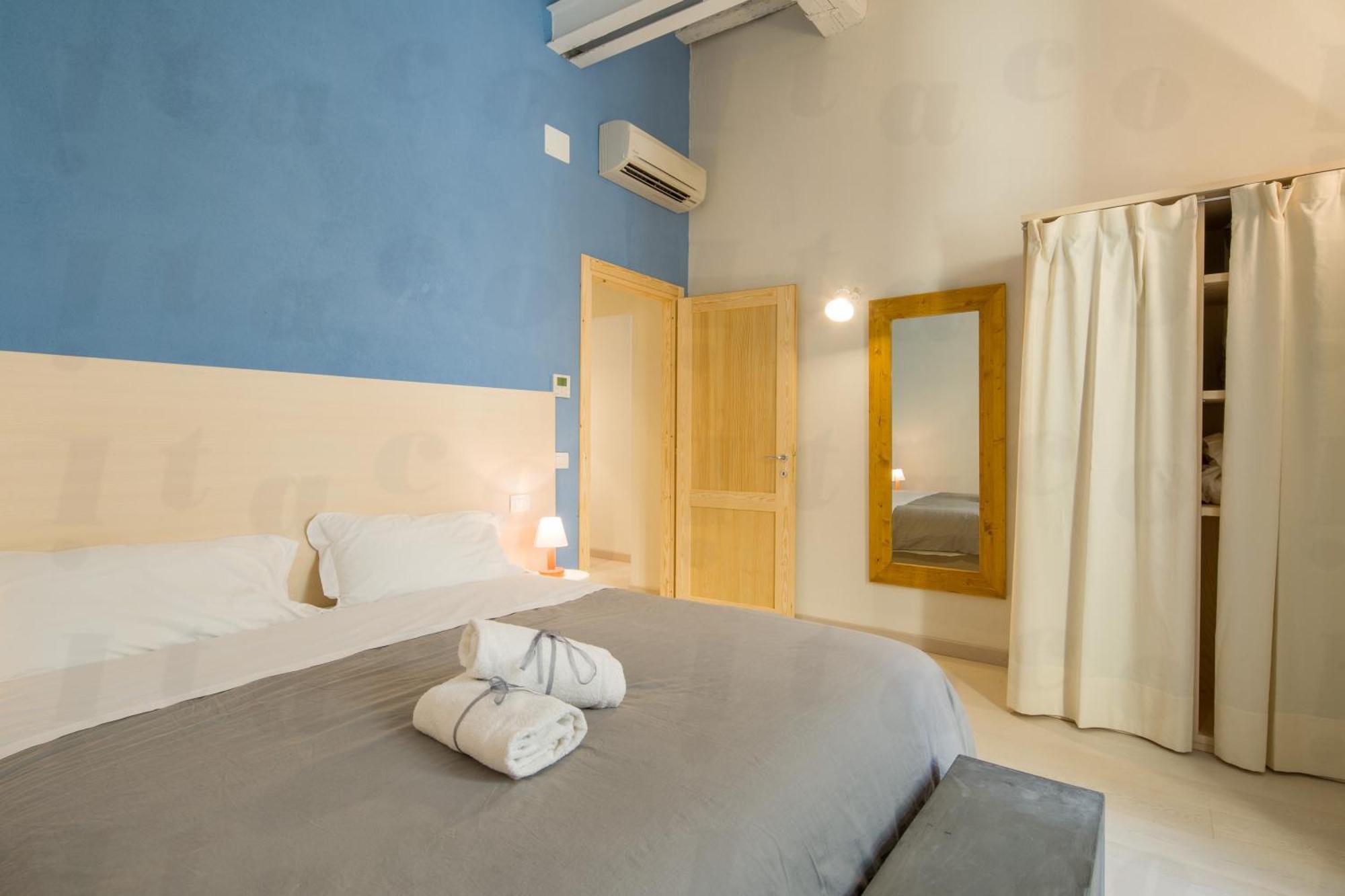 Residenza Degli Artisti Apartments Лукка Екстер'єр фото